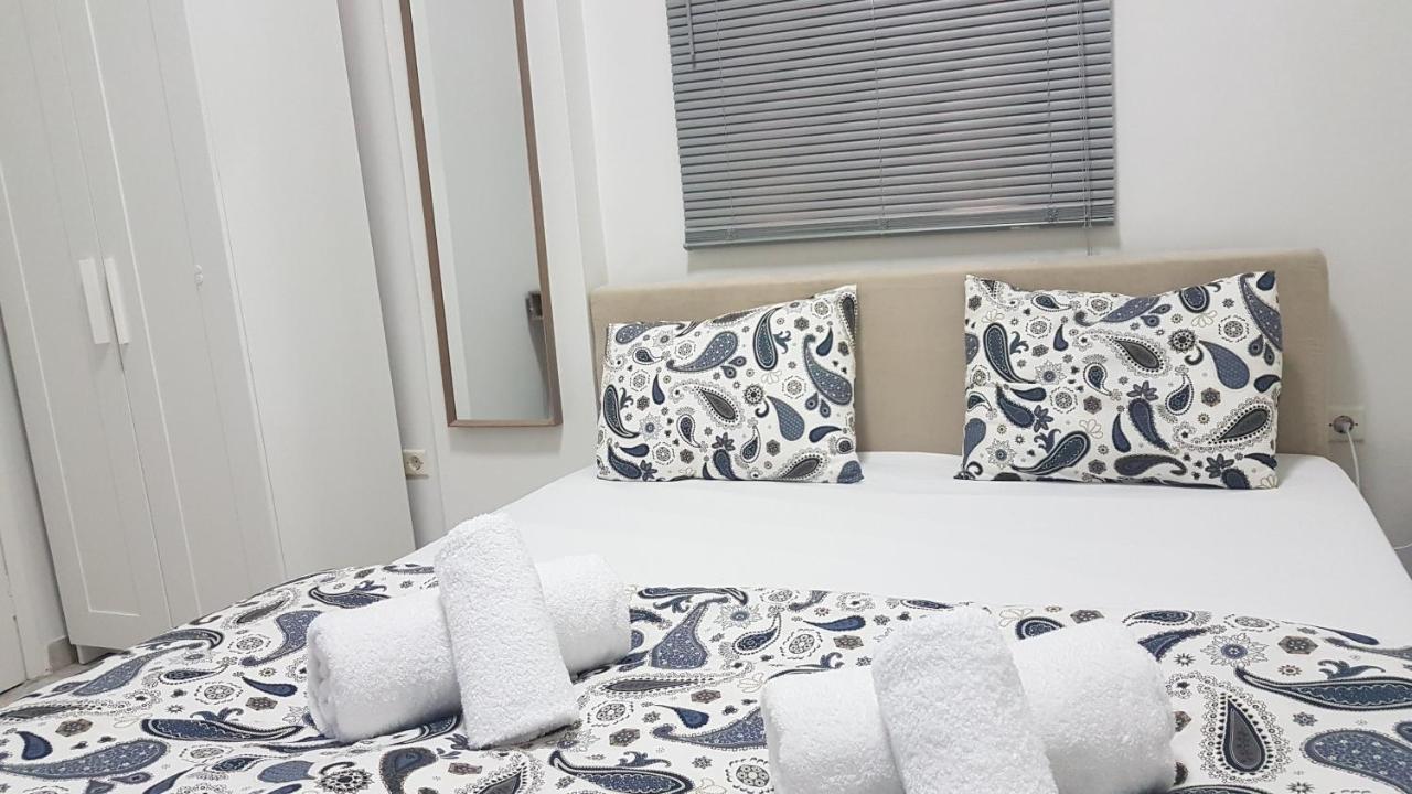 Palette Apartment Chocolate - Athens Center, 6 Bd, 3 Bath Kültér fotó